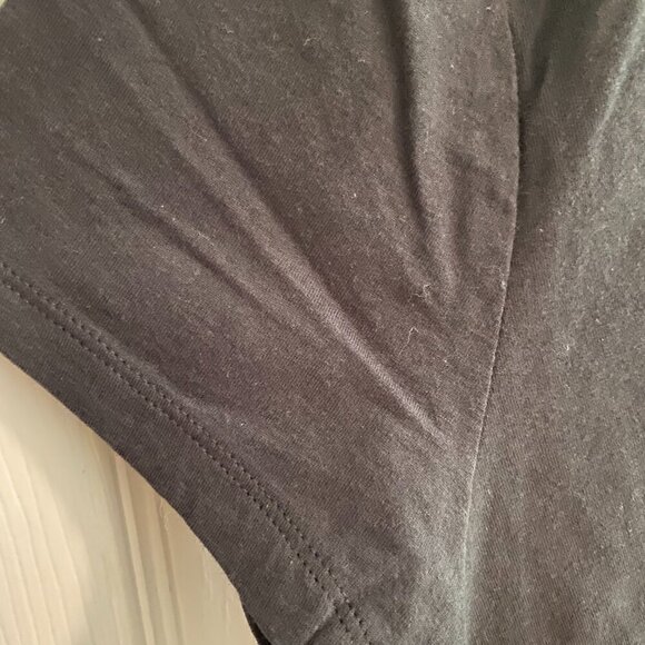 HANES Black T Shirt Short Sleeve with Pink Floyd Band Text and Image Size M - Picture 4 of 8